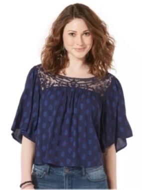 Adam Levine Crop Peasant Top Size Small